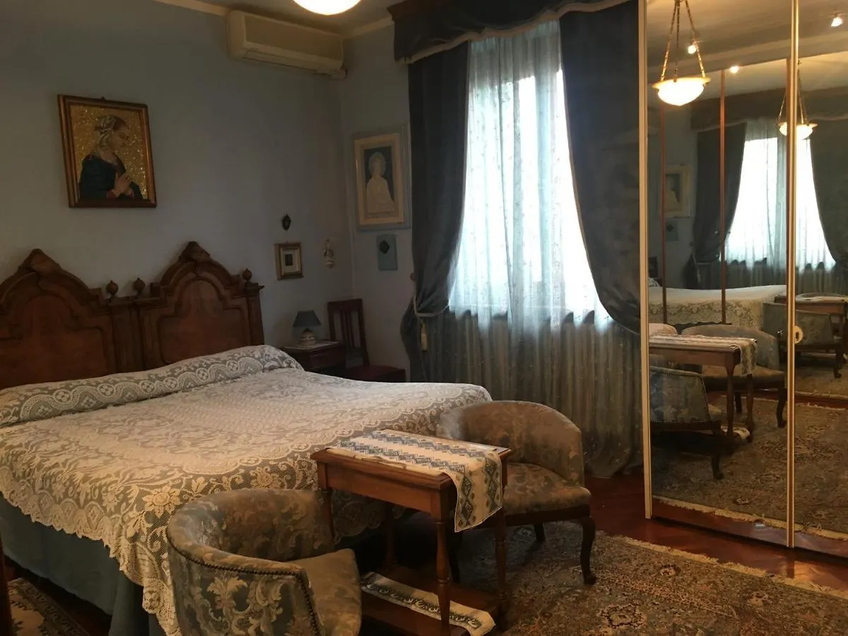 B&B Les Fleurettes Lomazzo Italy