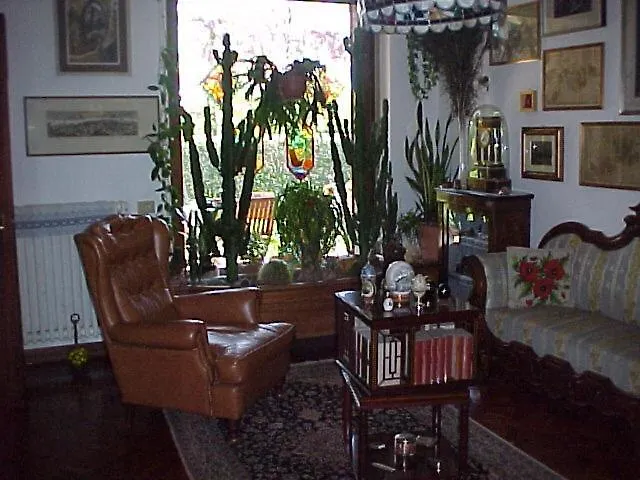 Bed & Breakfast B&B Les Fleurettes Lomazzo Italy