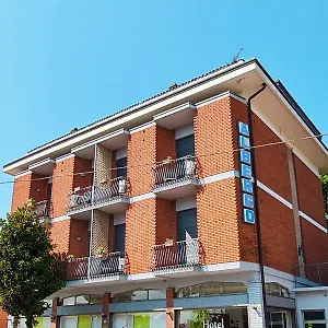 Hotel 4 Venti, Curtatone