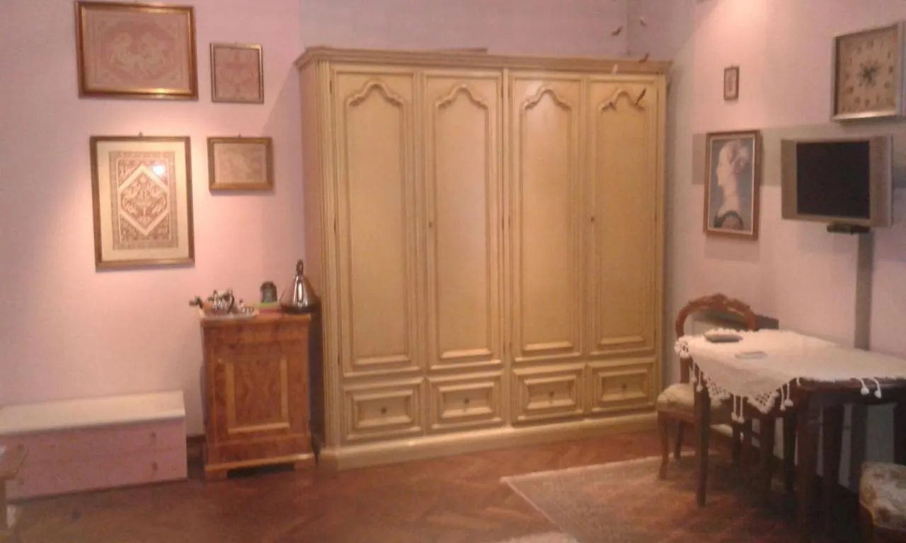 B&B Les Fleurettes Λομάτζο Bed and Breakfast